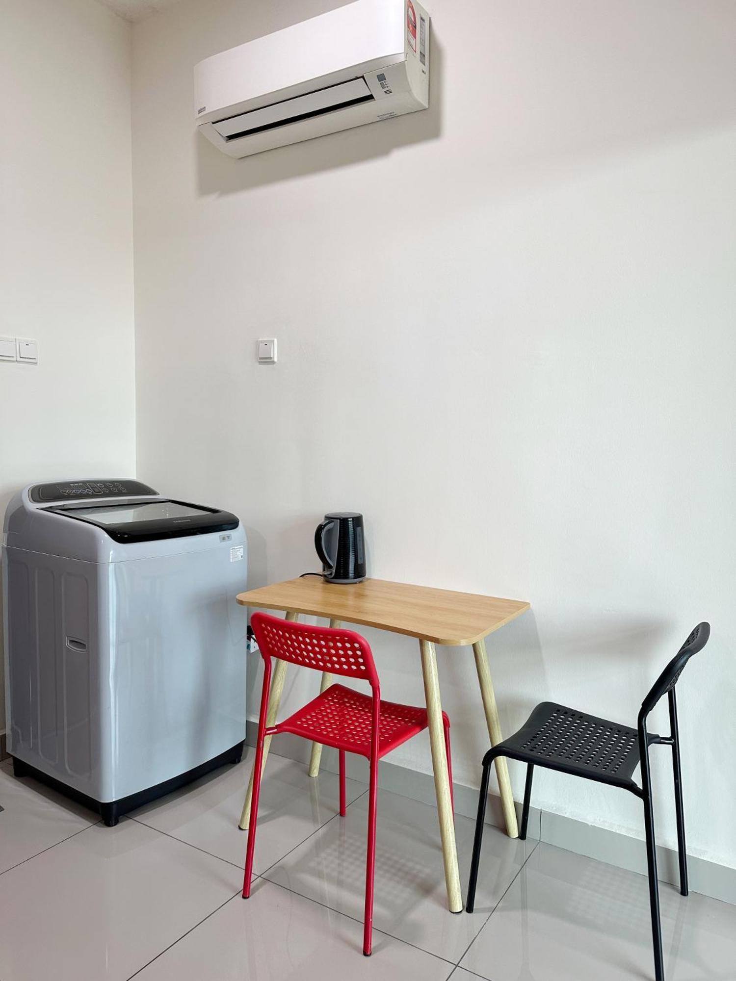 Palazio Serviced Apartment In Mount Austin Near Aeon Ikea Toppen Hsi Johor Bahru Exterior foto