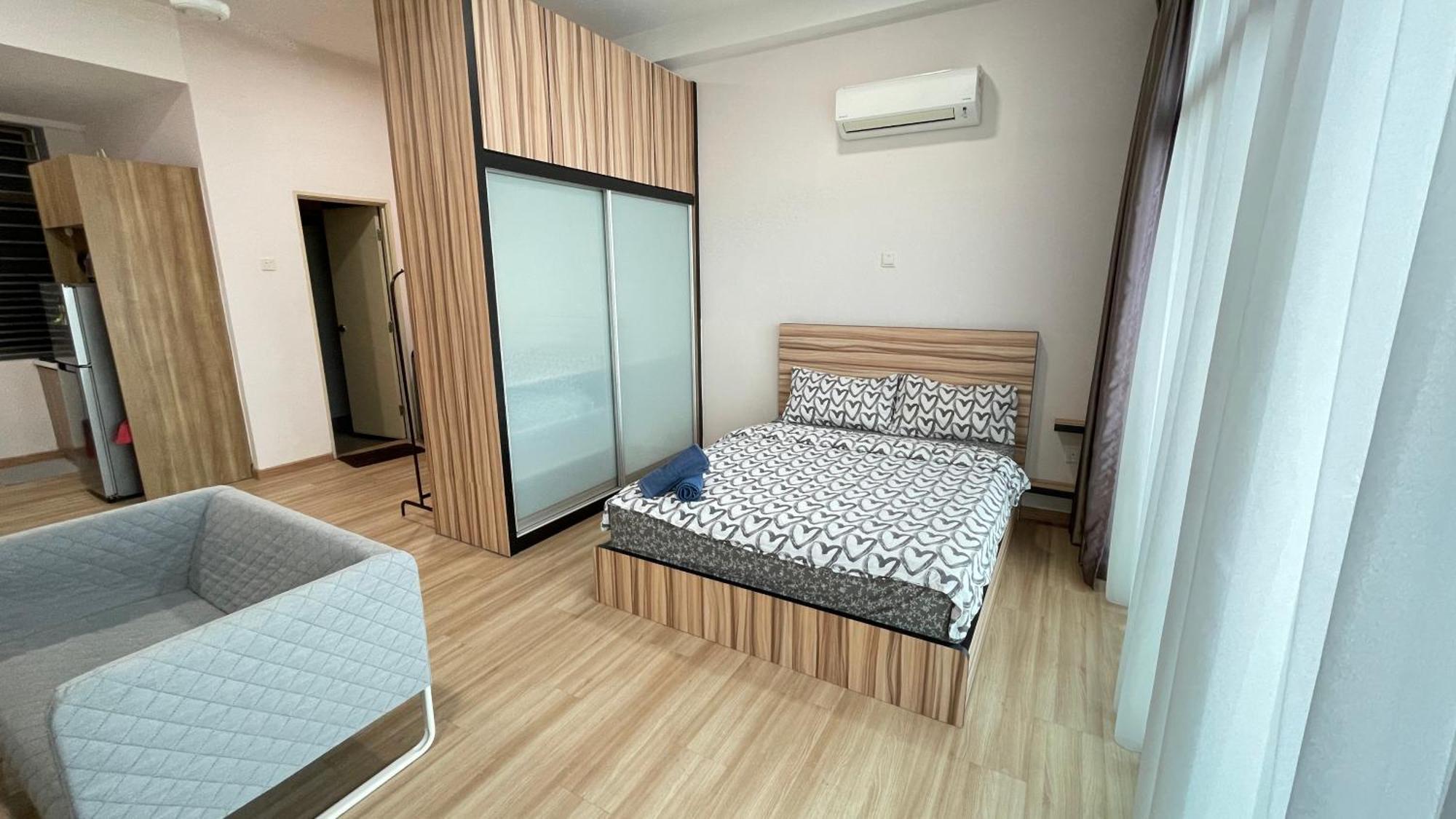 Palazio Serviced Apartment In Mount Austin Near Aeon Ikea Toppen Hsi Johor Bahru Exterior foto