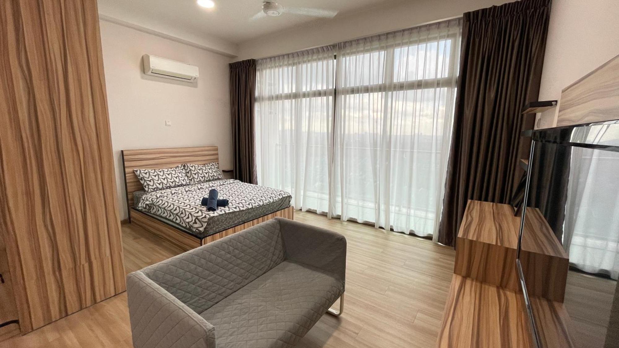 Palazio Serviced Apartment In Mount Austin Near Aeon Ikea Toppen Hsi Johor Bahru Exterior foto