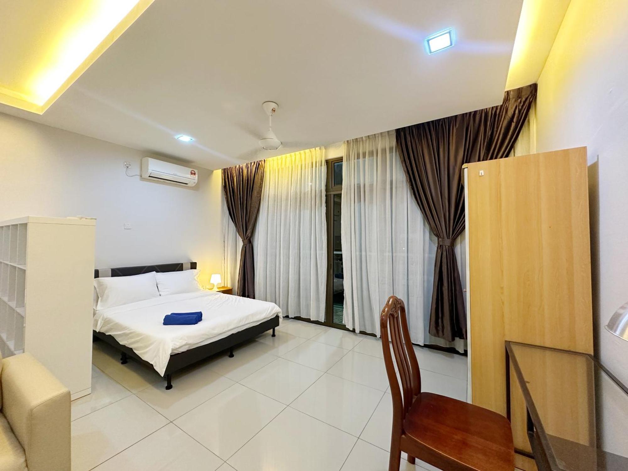 Palazio Serviced Apartment In Mount Austin Near Aeon Ikea Toppen Hsi Johor Bahru Exterior foto